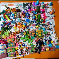 Action figure varie sorpresine Kinder. Inpost 0,99