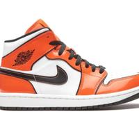 Air Jordan 1 Mid SE Turf Orange