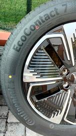 235 55 r18 Continental 