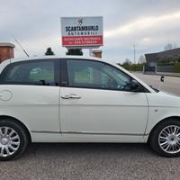 Lancia Ypsilon 1.3 MJT 75 CV Diva