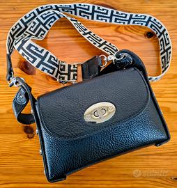 Borsa Tracolla Nera in Pelle