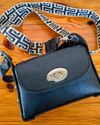 Borsa Tracolla Nera in Pelle