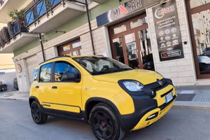 Fiat Panda 1.2 BENZ/GPL 69CV CROSS 5 POSTI