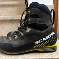 Scarponi Scarpa Manta Tech GTX nr 42