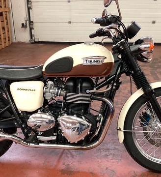 Triumph Bonneville T100