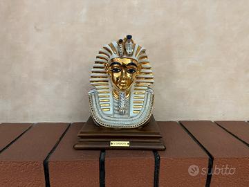 Busto faraone
