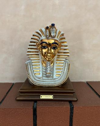 Busto faraone