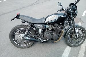 Yamaha XJ550 