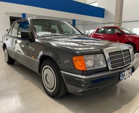 MERCEDES-BENZ 200 E cat W 124 FASCIONATA DA COLL