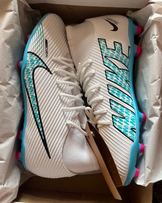 Scarpe da calcio Nike taglia 42,5