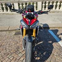 Triumph speedtriple 1200rs