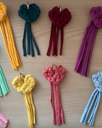 portachivi crochet a forma di cuore