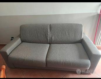 DIVANO LETTO 
