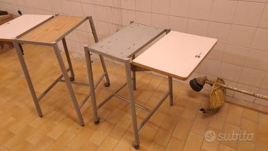 Tavolini per macchina da scrivere . Vintage