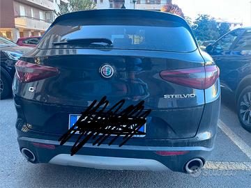 Alfa Romeo Stelvio 2.2 210 CV