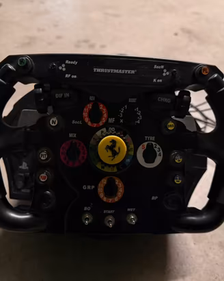 Thrumaster Ferrari F1 Wheel + pedali + Pad Nacon