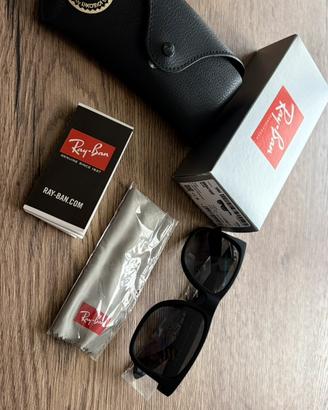 Ray-Ban Justin RB4165F 622/T3