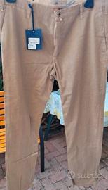 pantaloni nuovi con cartellino made in Italy 