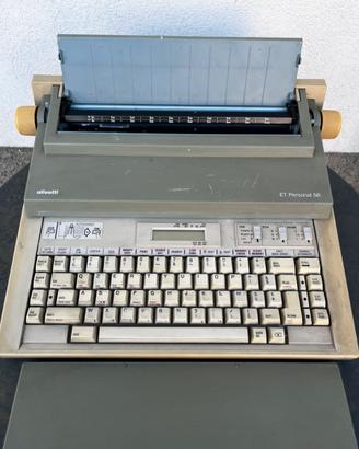 Macchina da scrivere elettronica Olivetti