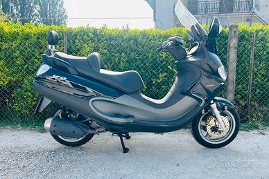 PIAGGIO X 9