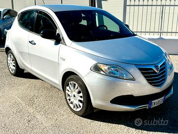 Lancia Ypsilon 1.3 MJT 16V 95 CV 5 porte S&S Silve