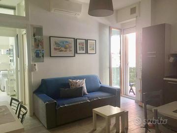 Bilocale Cattolica mare 80 m.V.Dante