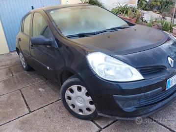 Renault Clio 15 tdc 65 CV 