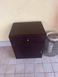 Comodino in legno rovere moro