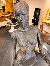 Statua