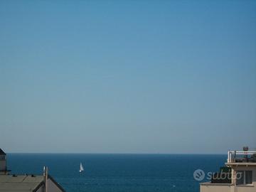 Attico vista mare a gabicce mare