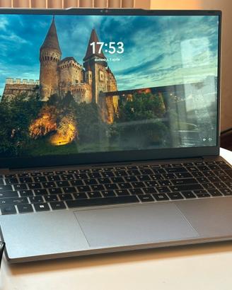 Computer  Portatile 512gb ssd 16gb ram