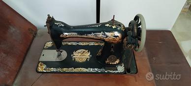 Macchina per cucire Singer inizi 900 