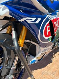 Yamaha r1