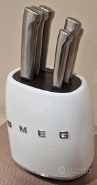 ceppo coltelli smeg + 6 coltelli ( nuovo)