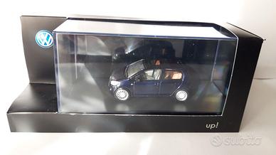 1/43 WOLKSWAGEN UP! - SCHUCO