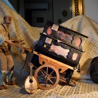 Pianino e personaggio presepe napoletano stile‘700