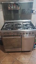 cucina a gas e forno ventilato 
