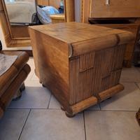 Letto comodini cassettiera e specchio