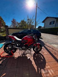 Ducati monster 696 A2