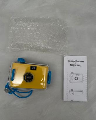Fotocamera analogica con copertura waterproof