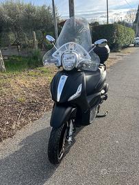 Piaggio Beverly 300