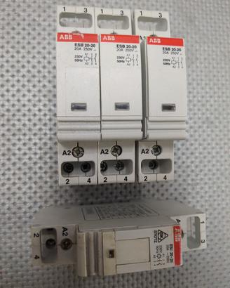 4 pz. ABB Contattore 20A Barra DIN 