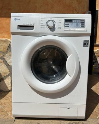 lavatrice LG 8 Kg 1200 giri qua1siasi prova