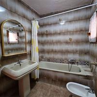 Casa Indipendente da Ristrutturare nel Cuore del C