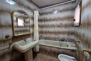 Casa Indipendente da Ristrutturare nel Cuore del C