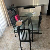 Tavolo Cristallo con sedie