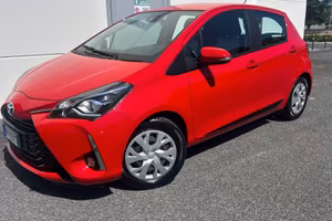 TOYOTA YARIS 1.0 70 cv ACTIVE. 5 POSTI