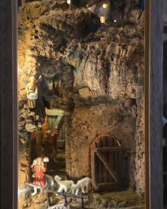presepe artigianale in cassetta di legno