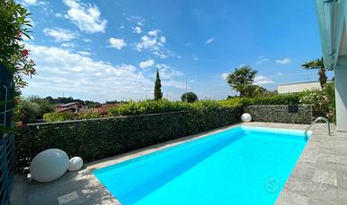 Splendida villa con piscina privata