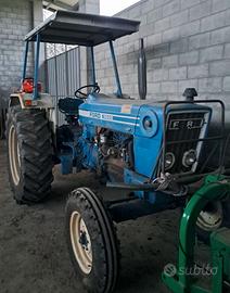 Trattore Ford 5600